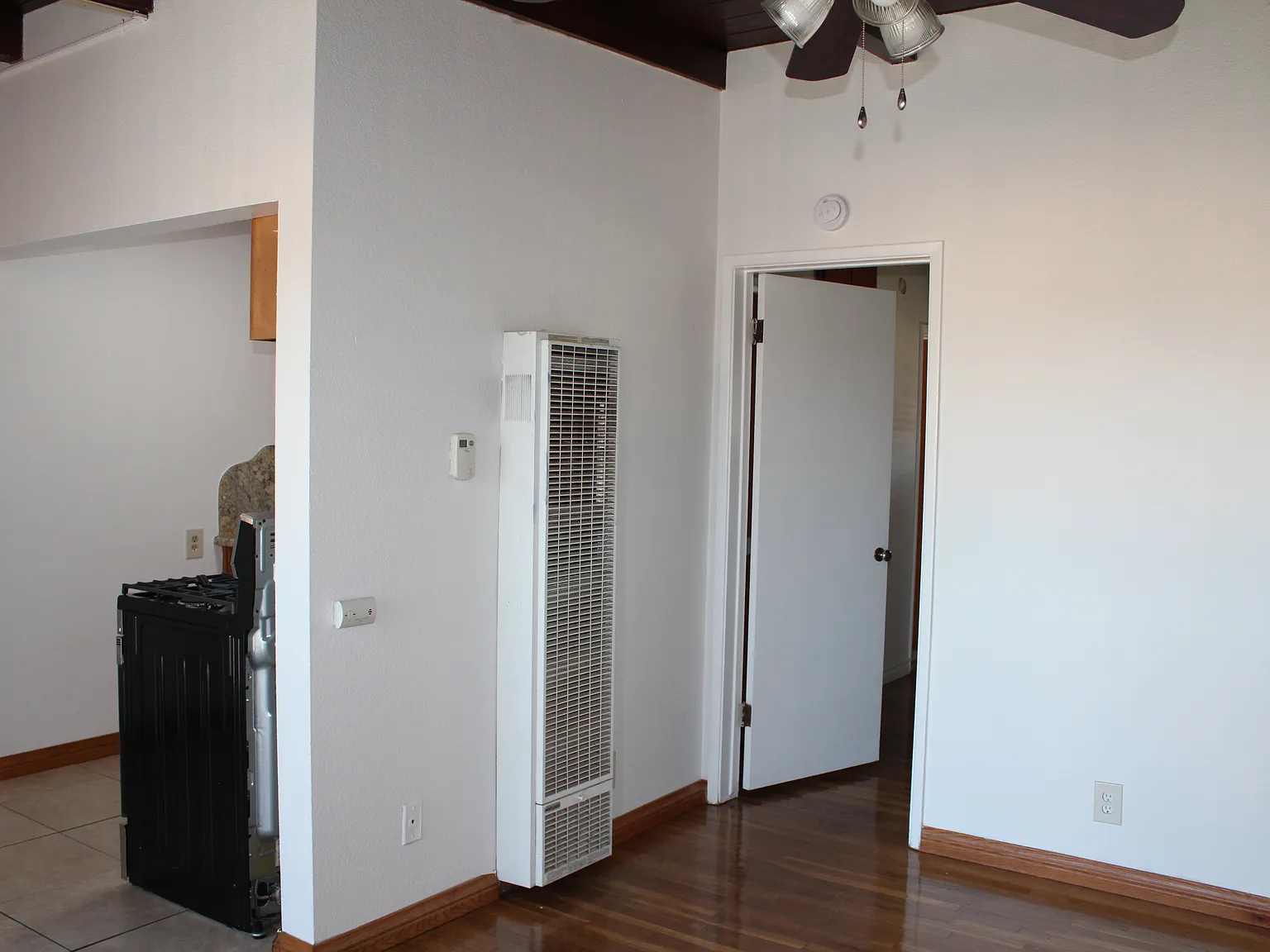 1 bed, 660 sqft, $1,700 — Photo 4