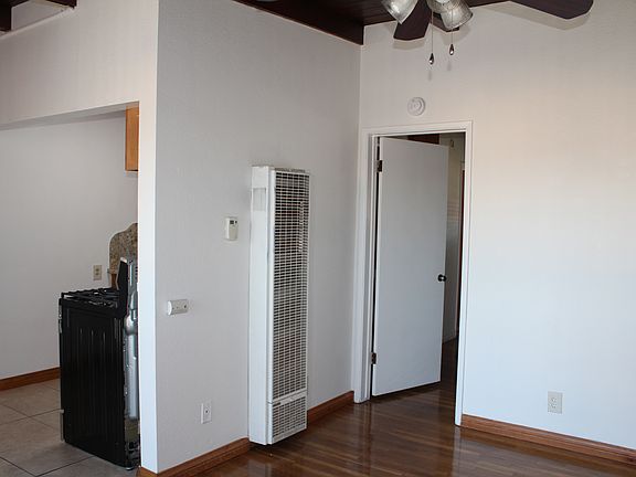 4th image of 5859 Orange Ave APT 4