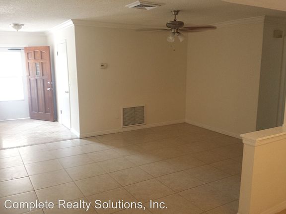 2nd image of 5824 Algiers St