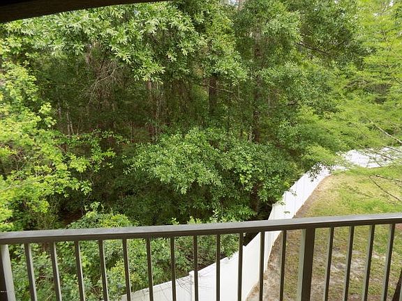 4th image of 6105 Maggies Cir