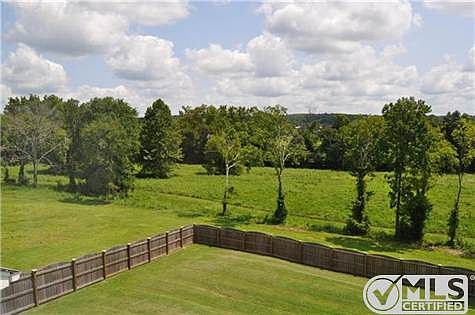 2nd image of 274 Quad Oak Dr