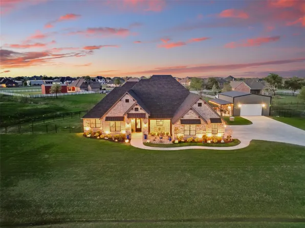 12832 Singleton Dr, Haslet, TX 76052