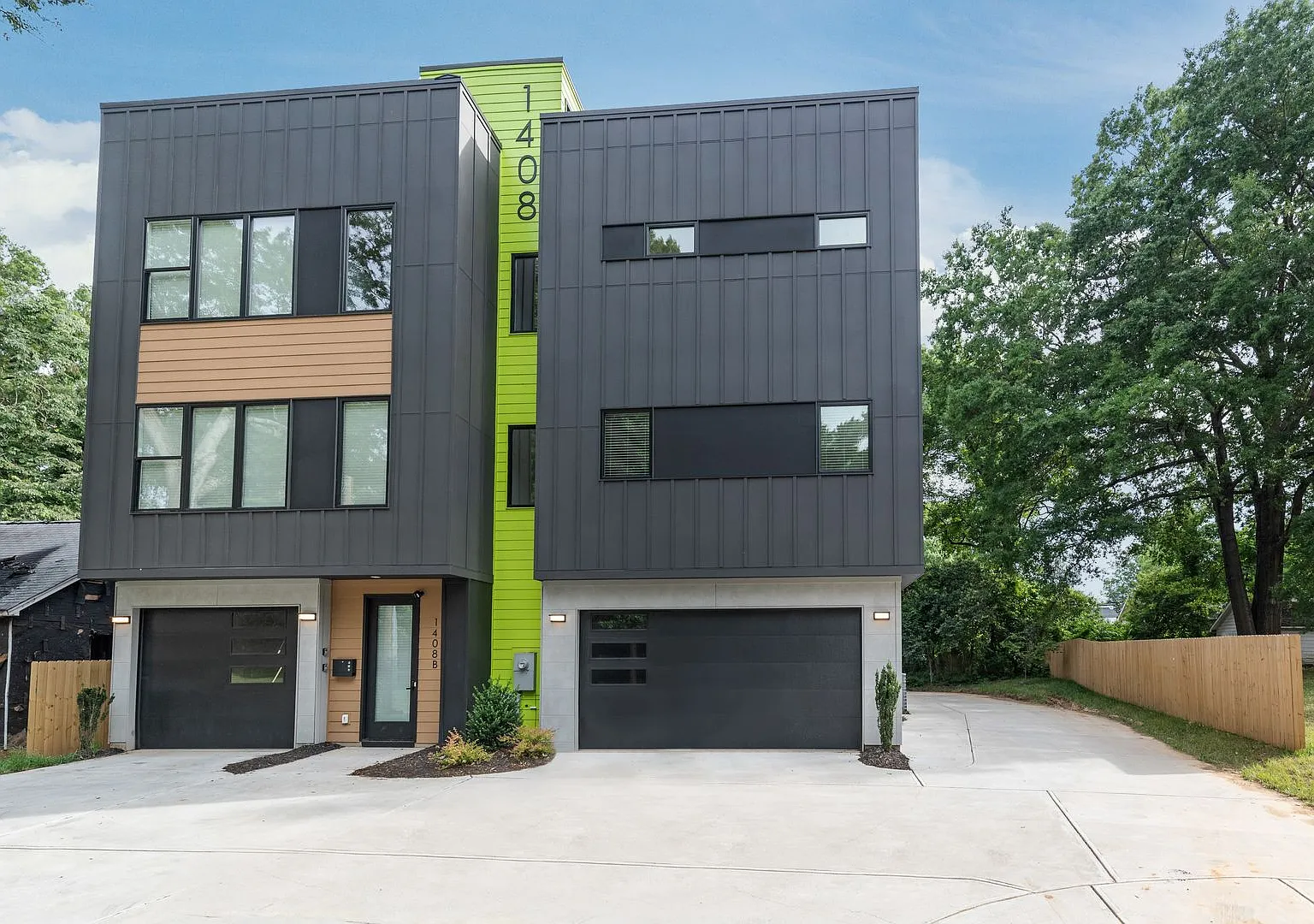 (Coming Soon) Move-in Ready Modern Townhome!! — Photo 2