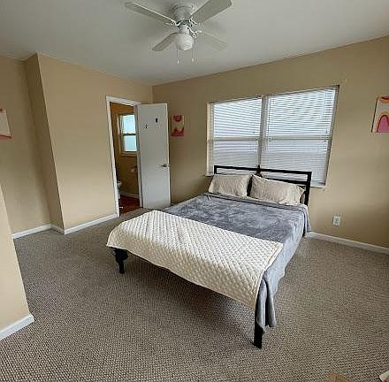 3rd image of 450 15th Ave N APT 5