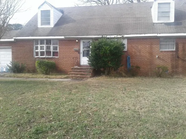 563 Beech Dr, Newport News, VA 23601