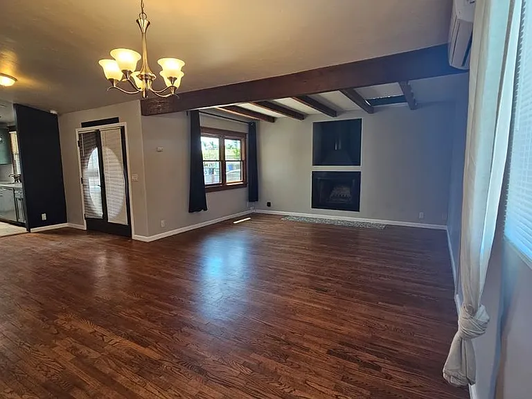 352 Bonito Ave — Photo 16