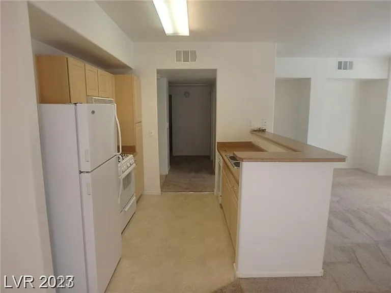 8250 N Grand Canyon Dr #1116 — Photo 13