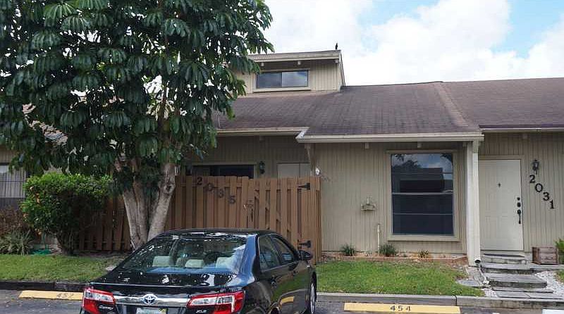1st image of 2035 SW 82nd Ave