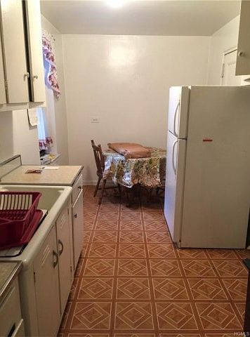 2nd image of 2750 Olinville Ave APT 3F