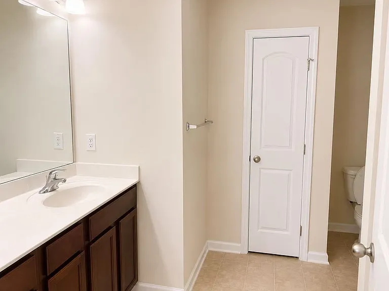 214 Mount Evans Dr — Photo 16