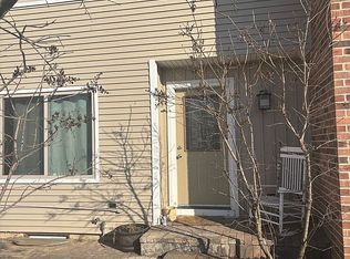 1086 Cascade Dr, Aurora, IL 60506