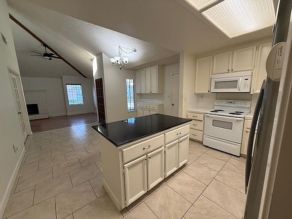 5th image of 381 E Nees Ave Unit 110