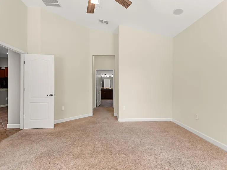 1317 Gleneagles Ln — Photo 15