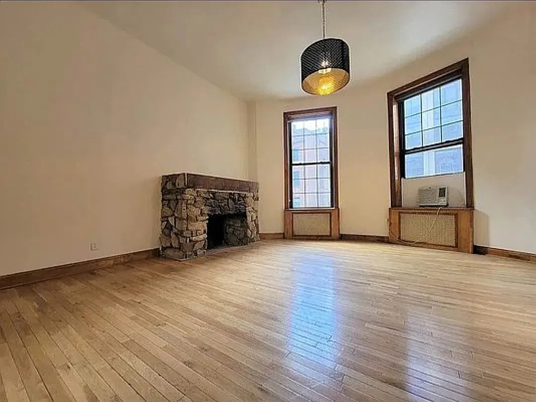 49 Park Avenue — Photo 1