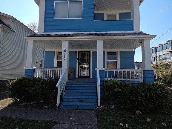2nd image of 2762 E 120th St Unit 2