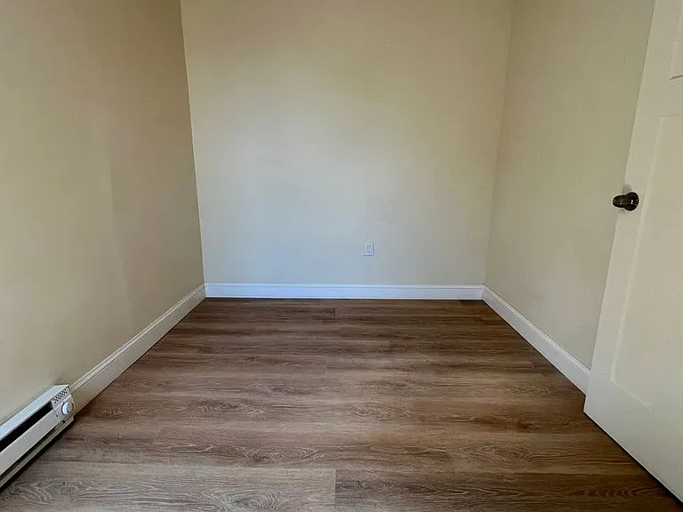 124 E Wishart St — Photo 17