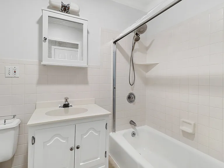 182 Weaver St — Photo 19