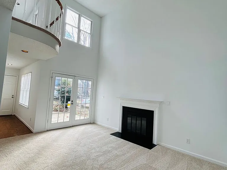 610 Pisgah Church Rd #4 — Photo 15