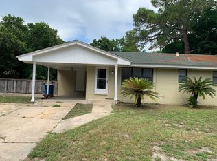 102 San Carlos Ave, Gulf Breeze, FL 32561