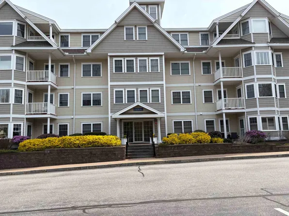 4 Sterling Hill Lane #446, Exeter, NH 03833