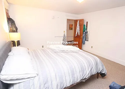 9 Braemore Rd #1AP Photo 1