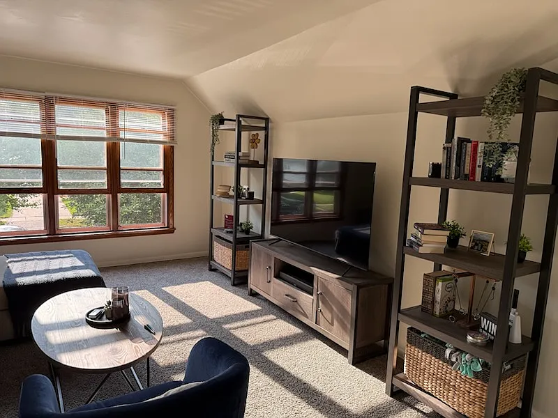 2 bed, 1300 sqft, $1,595 — Photo 2