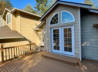 26228 Tuckerman Ave NE, Kingston, WA 98346