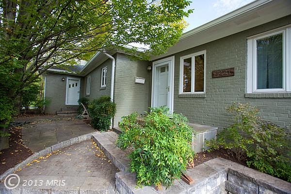 1st image of 3221 N George Mason Dr