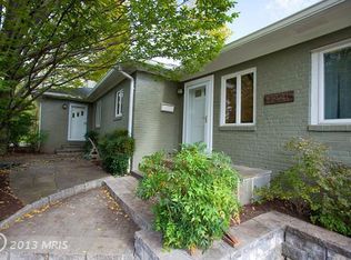 3221 N George Mason Dr, Arlington, VA 22207