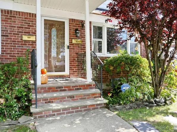 75 Lawrence Ave, Dumont, NJ 07628