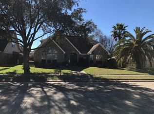 801 Cherokee Ave, Port Neches, TX 77651