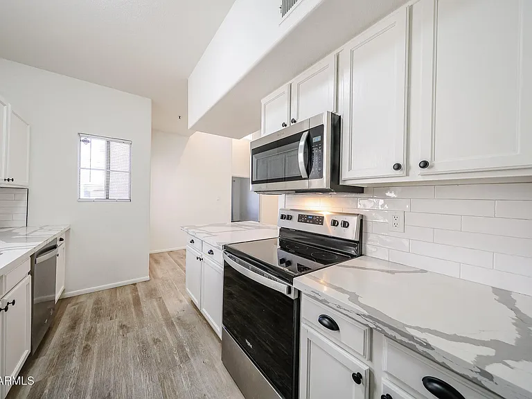 11333 N 92nd St #1102 — Photo 11