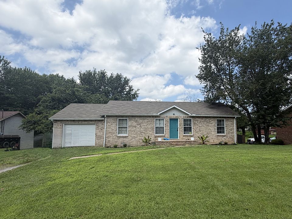 1st image of 205 Marshall Dr