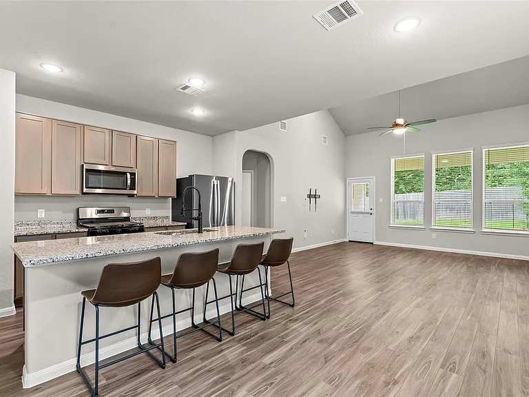 4362 McGregor Bluff Ln — Photo 4