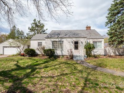 1045 Nevada St SE, Grand Rapids, MI, 49507