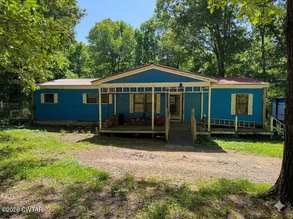 54 J B Jones Rd, Trenton, TN 38382