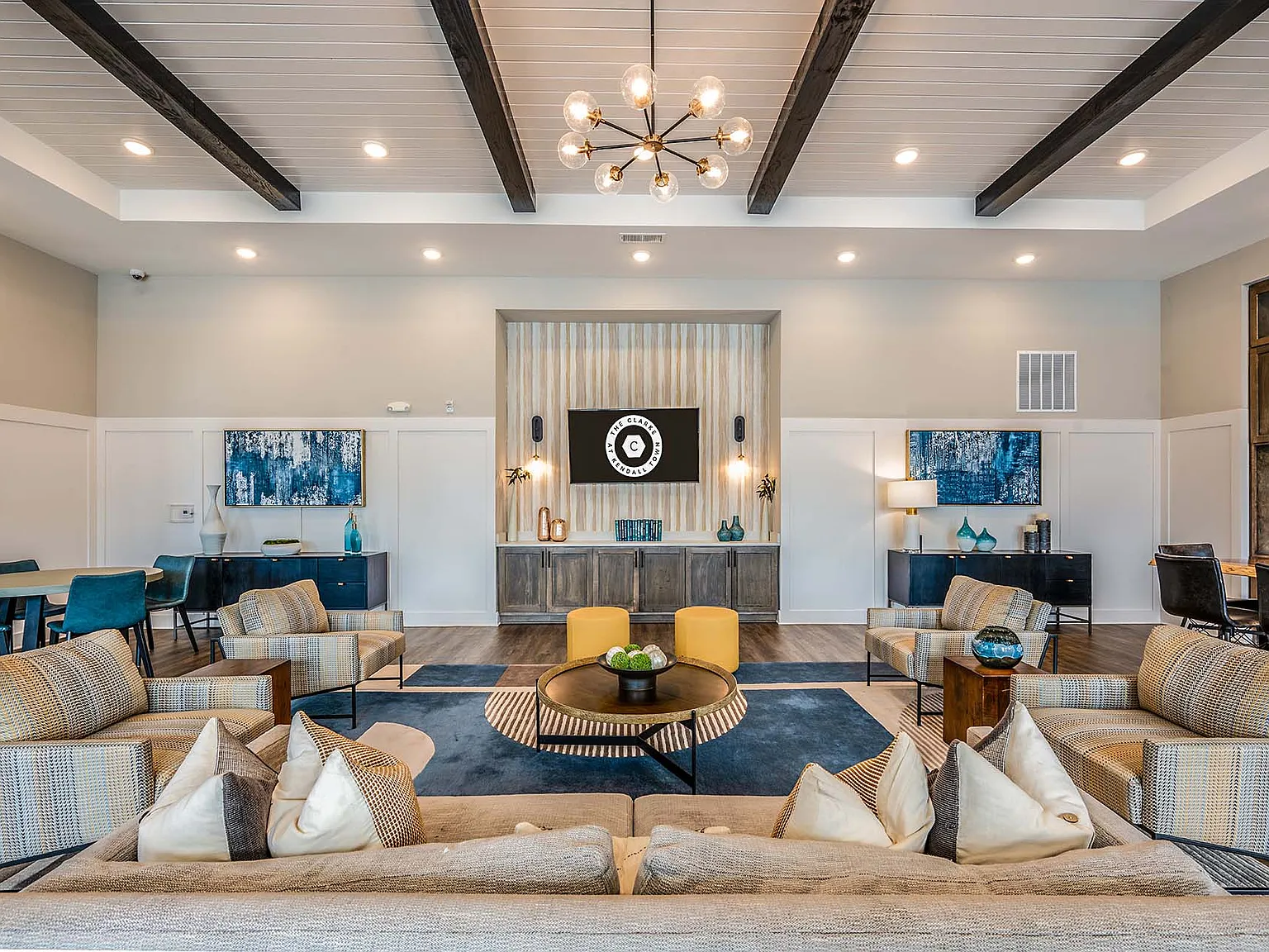 The Clarke at Kendall Town Apartments — Photo 4
