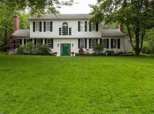 224 Hurd Rd, Aurora, OH 44202