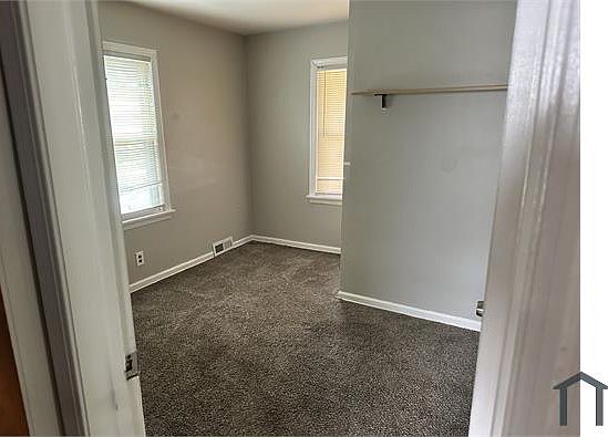 4th image of 404 Hamilton Ave