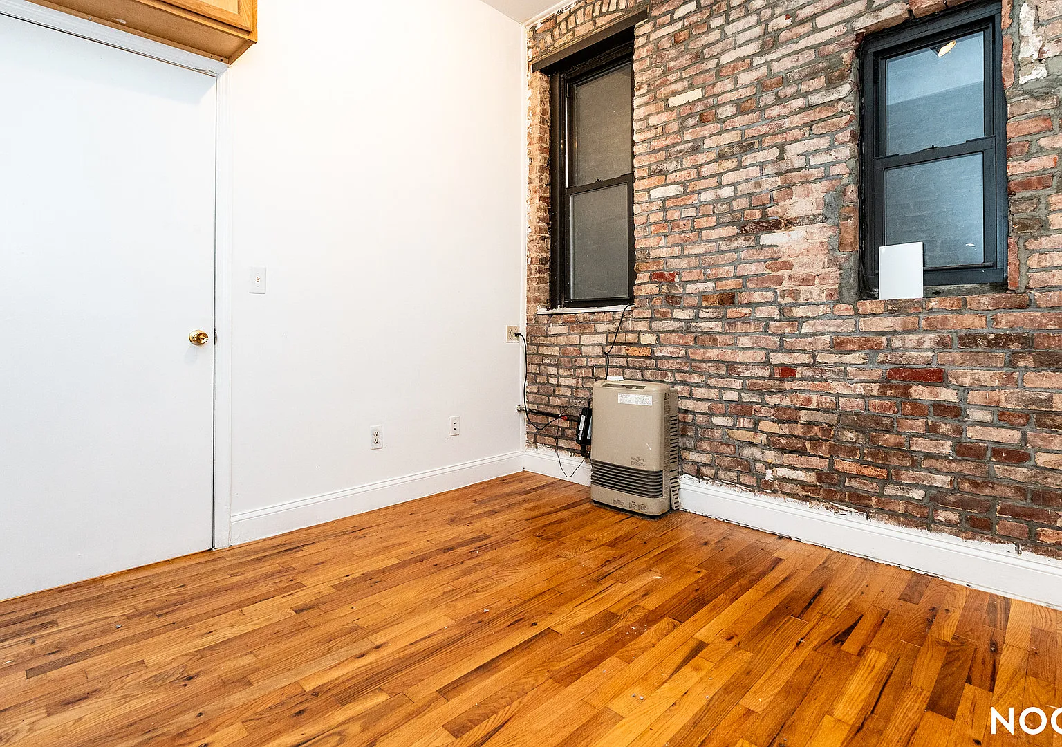 346 Gates Avenue — Photo 1