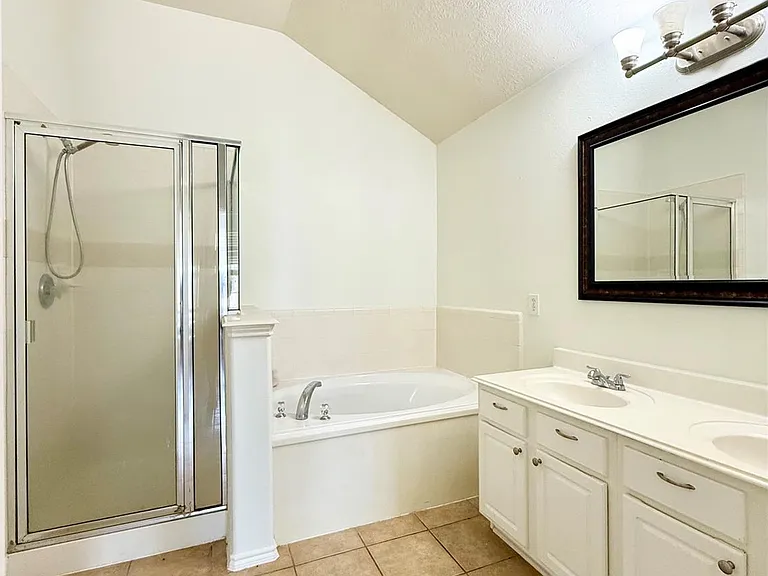 24623 Colonial Maple Dr — Photo 19