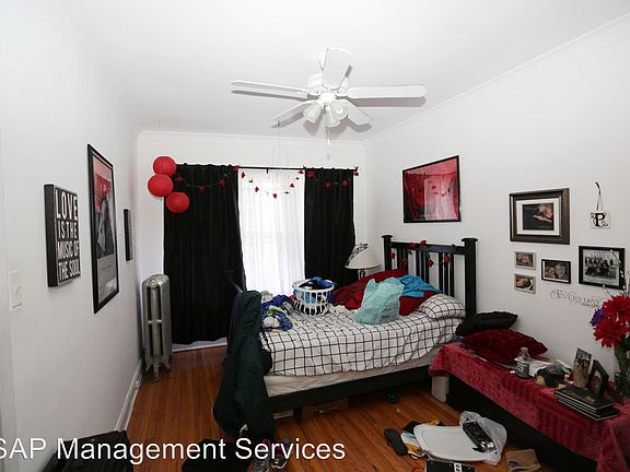 3rd image of 4045 1/2 N Mozart St APT 3E