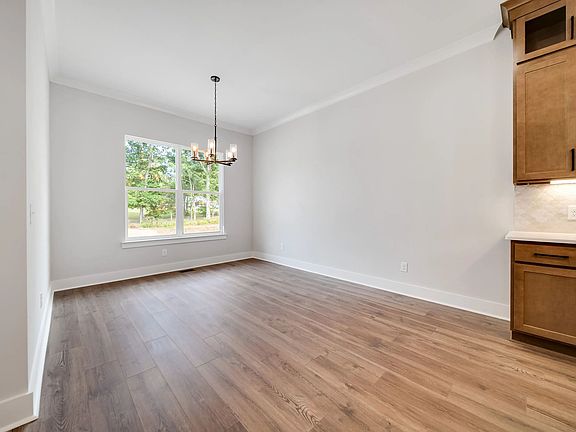 3rd image of 7241 Richvale Dr