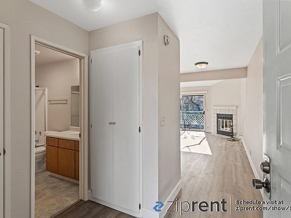 4th image of 1588 Four Oaks Cir