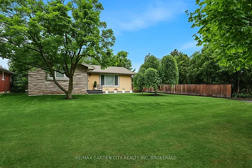 18 Wakil Dr Photo 1
