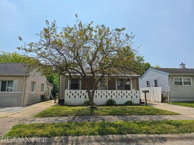 11084 Cadillac Ave, Warren, MI, 48089