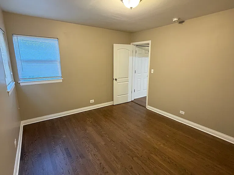 2316 W Arthur Ave #2 — Photo 13