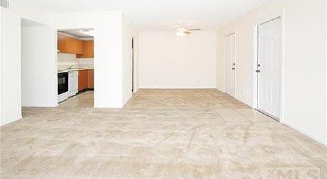 5th image of 437 Executive Center Dr APT 201