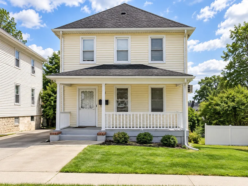 17 Edward St #1