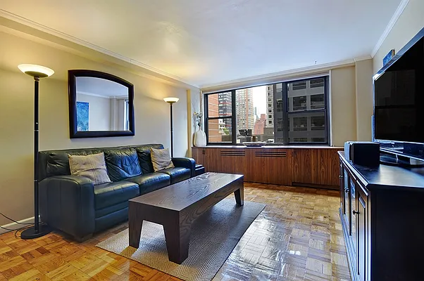 Sold by Corcoran | media 1